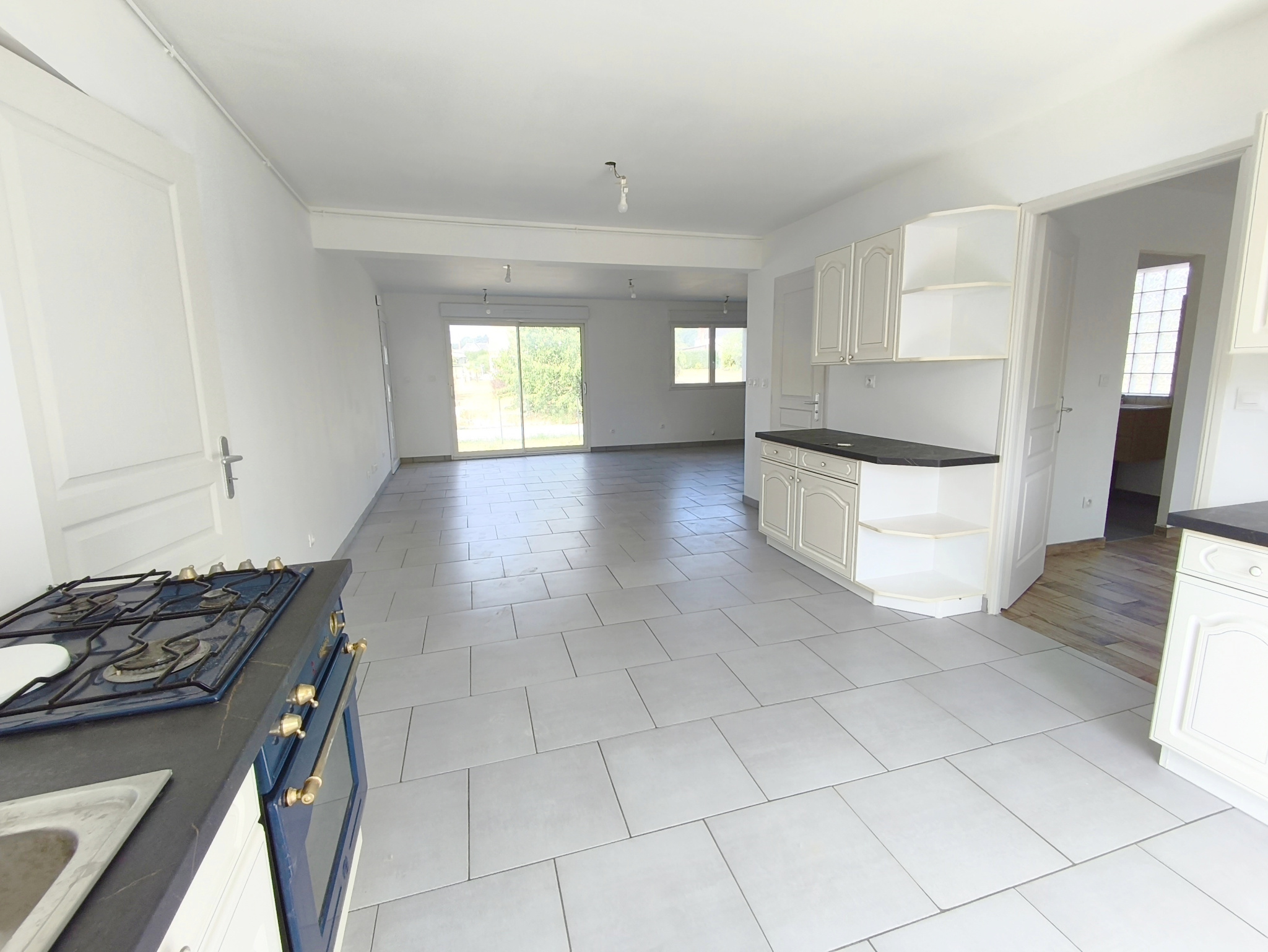 MAISON NEUVE 3 CHAMBRES AVEC GARAGE